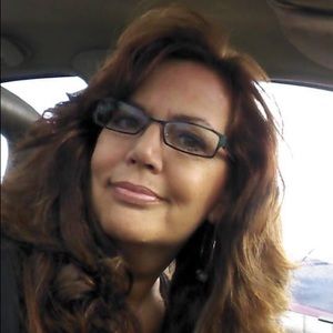 Meet your Posher, Becky